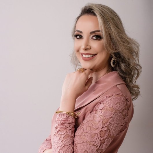 Dra. Alana Rigo Da Silva Paiva