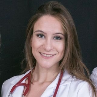 Dra. Carolina Aquino