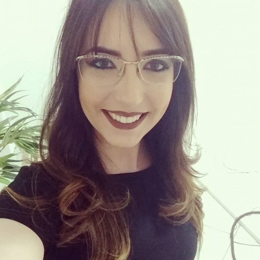 Mariane de Farias Mezzari