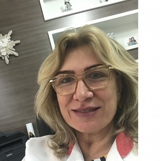 Dra. Sandra Helena Pereira