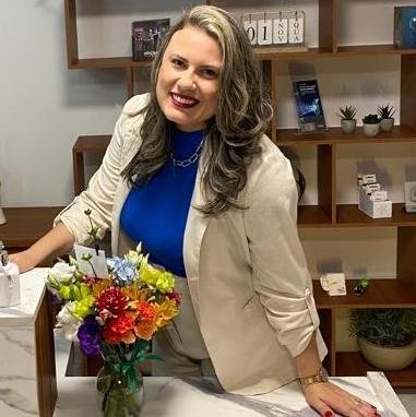 Dra. Tamires Vieira