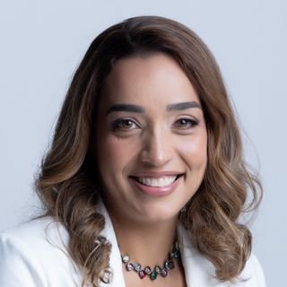 Dra. Uliana Medeiros Dos Santos