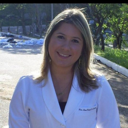 Dra. Lara Verena Dantas Martins
