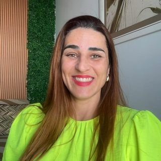 Dra. JULIANA MELO