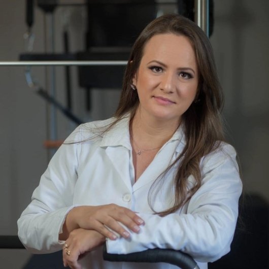 Dra. Jucelia Fragoso Miyabara