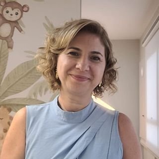 Dra. Daniela Ferreira Pozzani