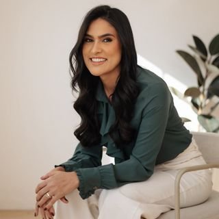 Dra. Poliana Amorim Candido