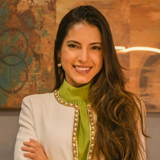 Dra. Brenda Costa Buzatto
