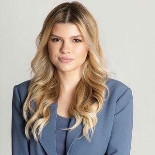 Dra. Lais Flosi