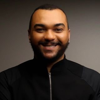 Dr. Raphael Fróes Henrique