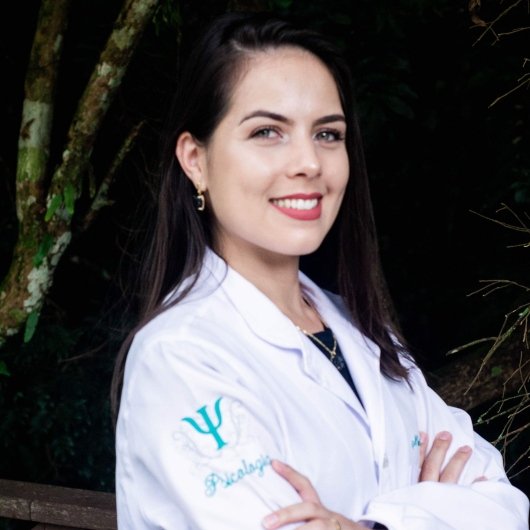 Dra. Jéssica Sirena