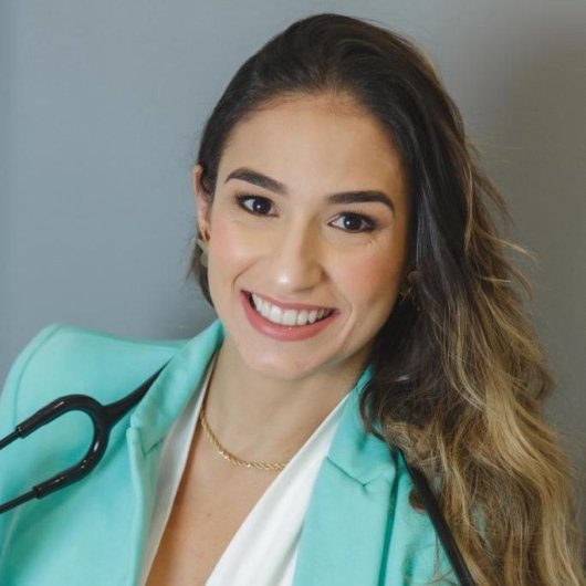 Dra. Raíssa Alves Nogueira