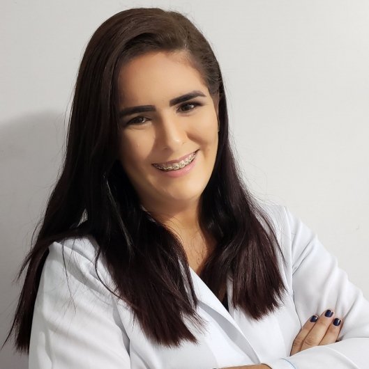 Dra. Thaís Passos