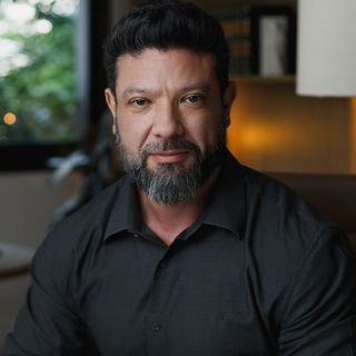 Dr. Cesar Abreu Akiho