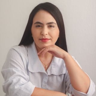 Dra. Renata Soares de Lima Vidal