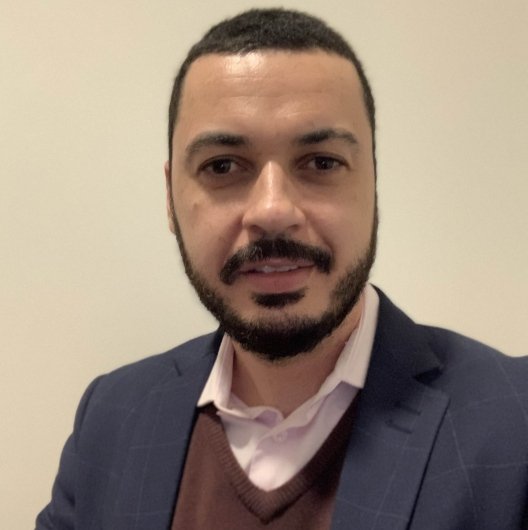 Prof. Eduardo Henrique Tedeschi