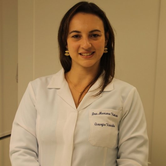 Dra. Mariana Sesterhenn Vieira