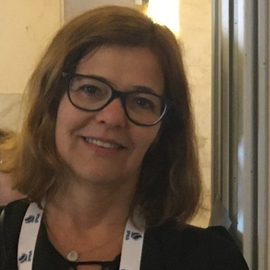 Dra. Maria Helena Vaisbich