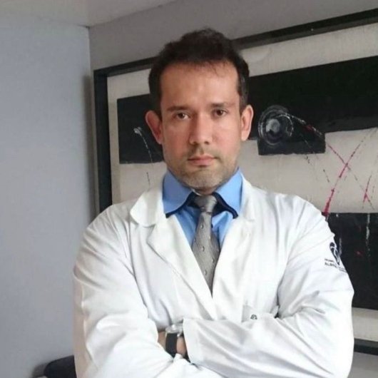Dr. Jose Roberto Lobato de Souza
