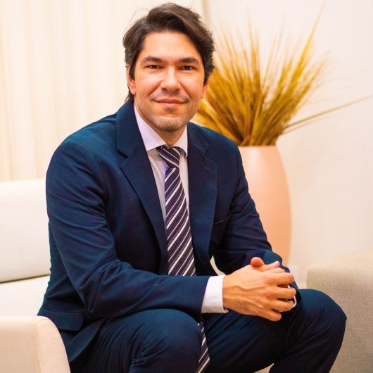 Dr. Gabriel Lima
