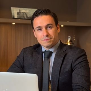Dr. Ricardo Nascimento