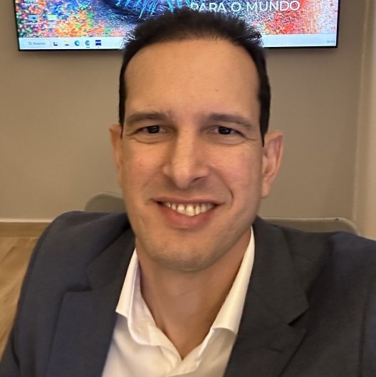 Dr. Silvio De Biase Siqueira Campos