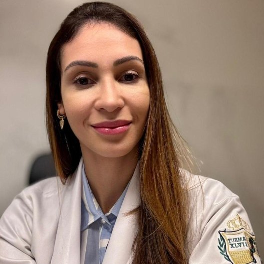 Dra. Paula Souza Ramos