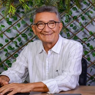 Dr. Newton Alves