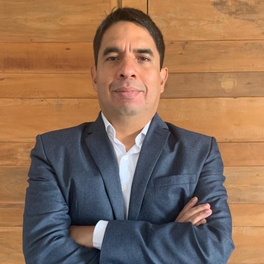 Dr. Edwin Tito