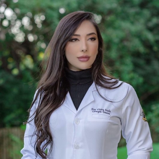 Dra. Vitória Ariella Silveira e Silva