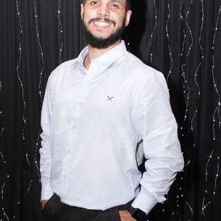 Dr. Cezar Fernandes