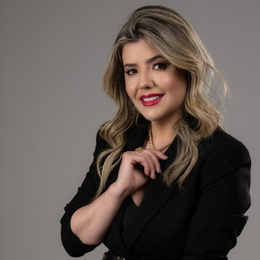 Dra. Danielle Silva Alves