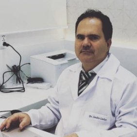Dr. Sandro Carlos