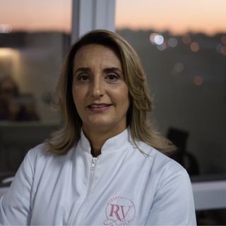 Dra. Dra Roberta Volpiani Dentista Integrativa