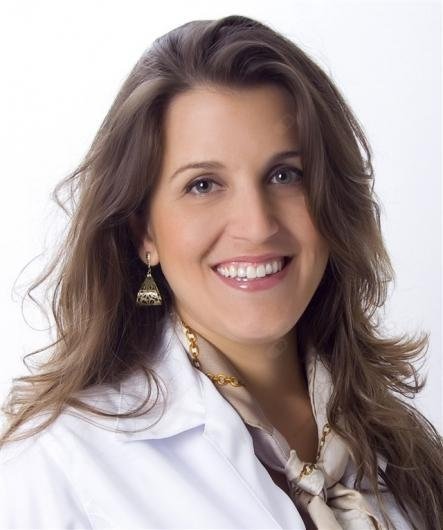 Dra. Lillian Silvestre Califre