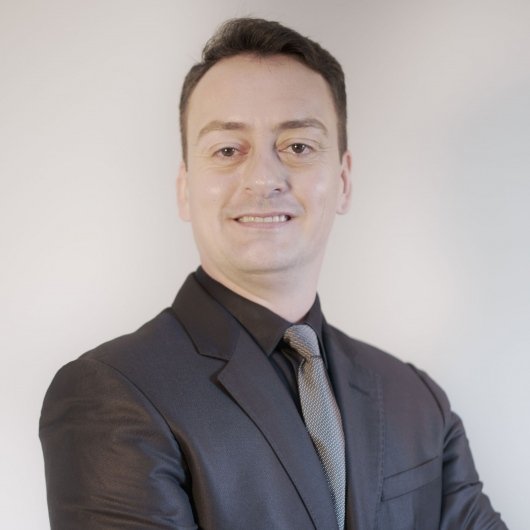 Dr. Bruno Marques