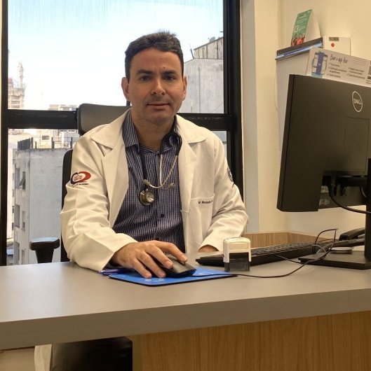 Dr. Rodolfo Vaz
