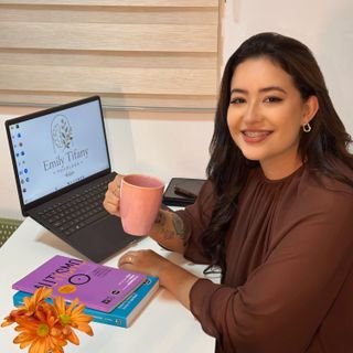 Emily Tifany Silva