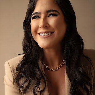 Dra. Amanda Cotelli