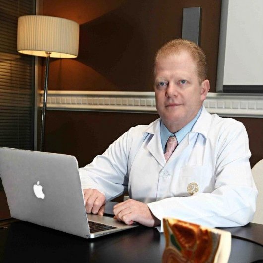 Dr. Sergio Luiz Bassi