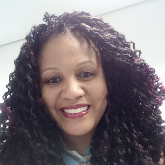 Prof. Patrícia Vieira