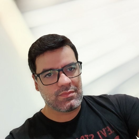 Vitor Magro