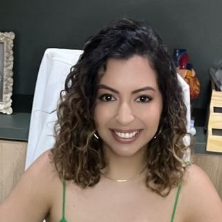Dra. Sabrina Barreto Figueredo