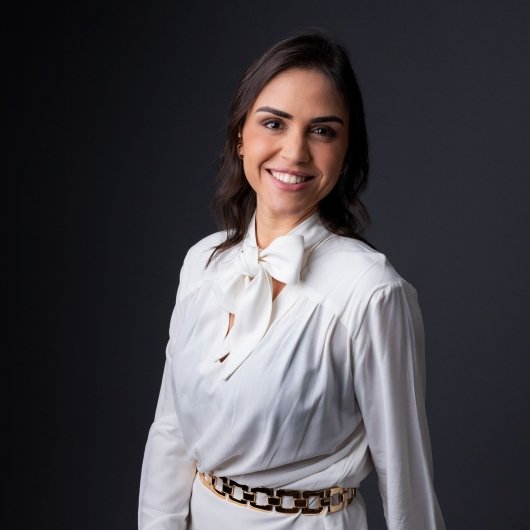 Dra. Fernanda Bessa