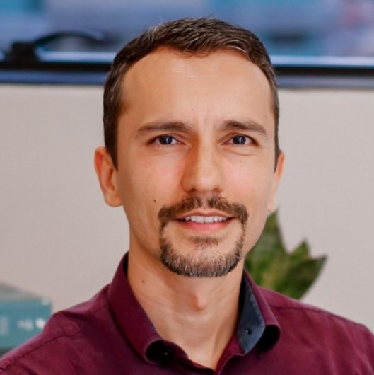 Dr. Patrik Carvalho