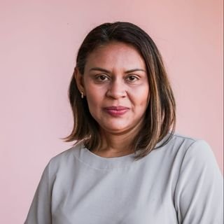 Dra. Marta Caroline Machado