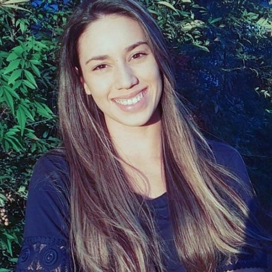 Bruna Camargo