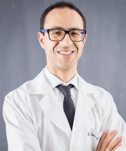 Dr. Franco Martins