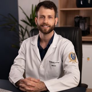 Dr. Vinicius Aldo Cury Silva