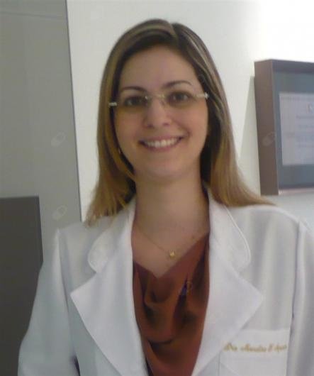 Dra. Monalisa Azevedo